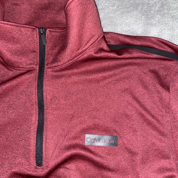 Calvin Klein Athletic Pull Over - Picture 4 of 4